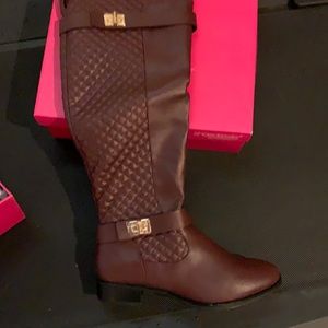 Bordeaux over the knee size 10